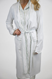 White/Green Scalloped | Robe (Women's) thumbnail 5