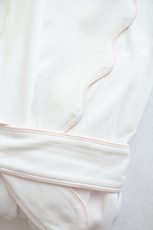 White/Pink Scalloped | Robe (Women's) thumbnail 3