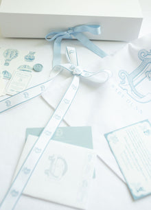 Signature Gift Wrap thumbnail 5